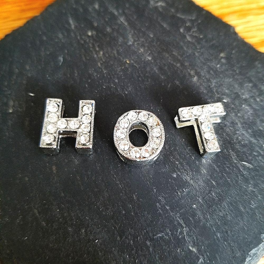 H-O-T Initial Charm beads